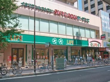 プレジール笹塚(ライフ笹塚店)