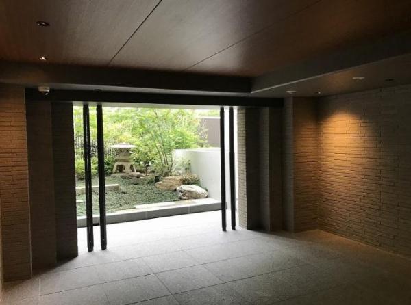 代々木の杜　緑邸