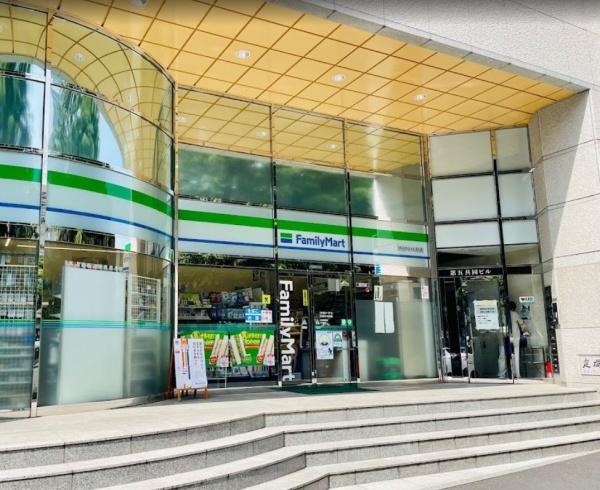 パークハビオ渋谷神山町(ファミリーマート渋谷NHK前店)