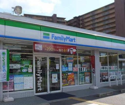 プラウド赤坂(ファミリーマート赤坂六丁目店)