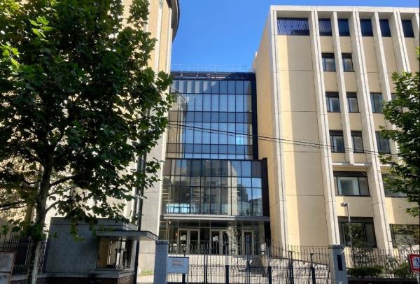 プライムガーデン西麻布(私立青山学院高等部)