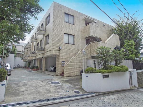 渋谷区富ヶ谷２丁目のマンション