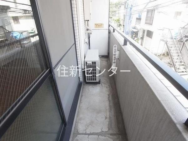 コートウィスタリア
