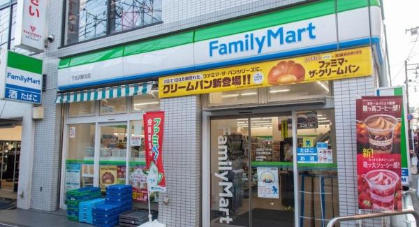 サニーハイマート下北沢(ファミリーマート下北沢駅北店)