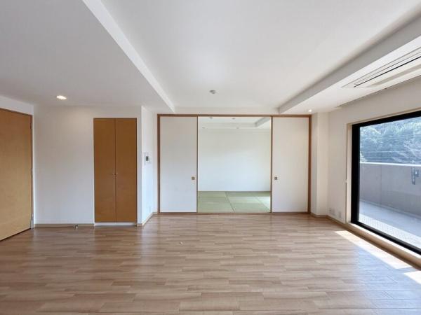 目黒区駒場４丁目のマンション