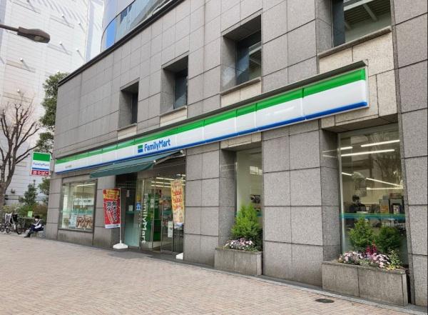 パークホームズ初台ザレジデンス(ファミリーマート初台交差点前店)