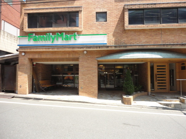 オープンレジデンス代々木上原(ファミリーマート上原三丁目店)