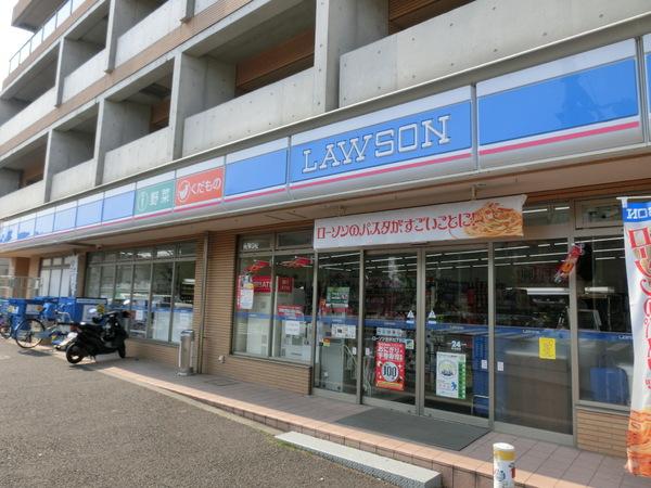 北沢AKヒルズ(ローソン北沢五丁目店)