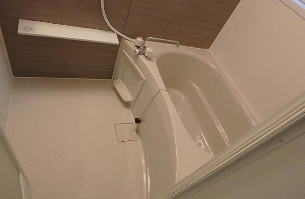 ComoYotsuya