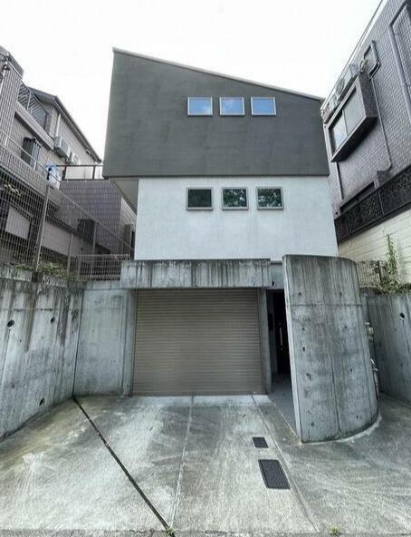 弦巻2丁目戸建