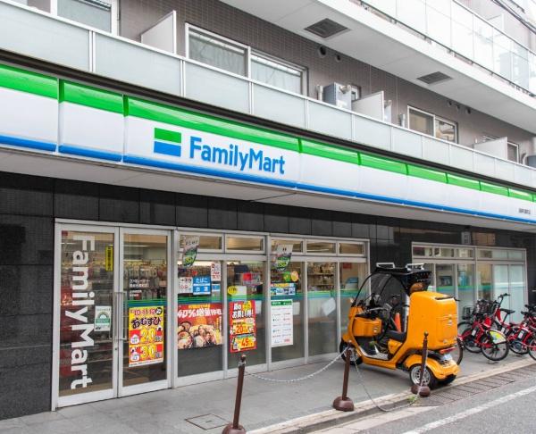 麻布ブラザーズアネックス(ファミリーマート西麻布霞町店)