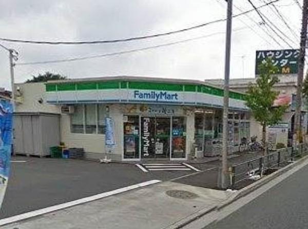 アークエミネンス(ファミリーマート世田谷喜多見店)