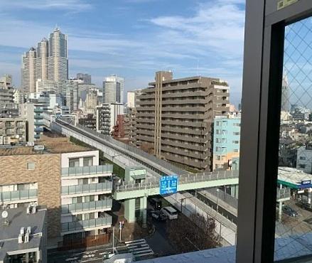 渋谷区初台１丁目のマンション