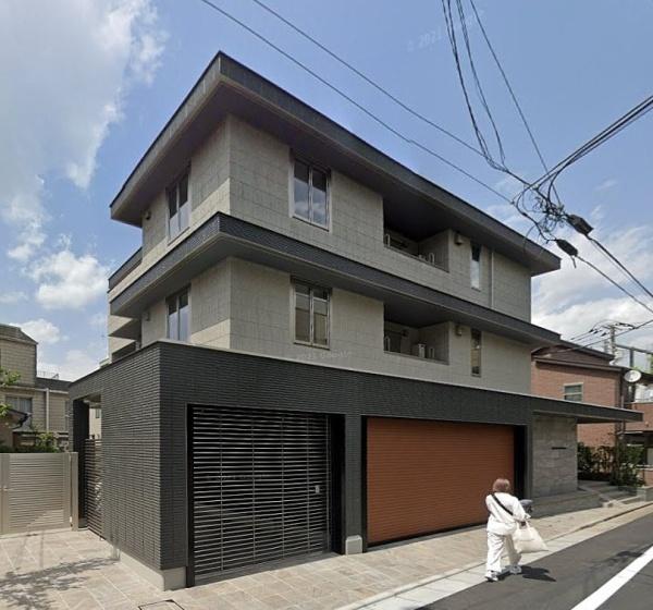T＆TGARDENYOYOGIUEHARA