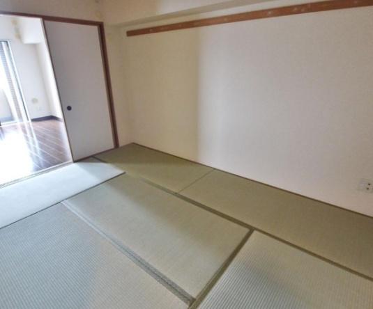 世田谷区北沢４丁目のマンション