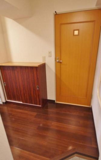 世田谷区北沢４丁目のマンション