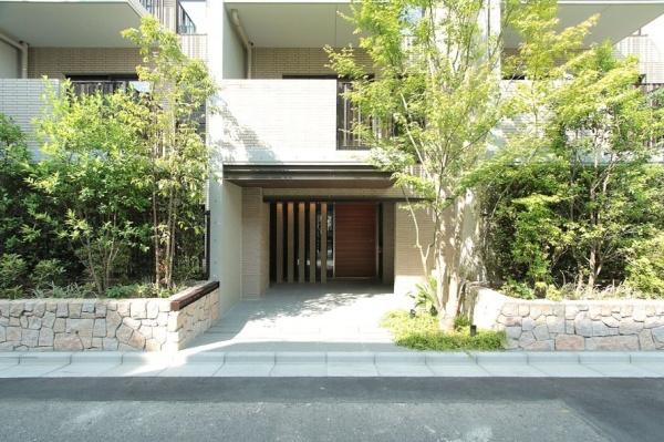 代々木の杜　緑邸