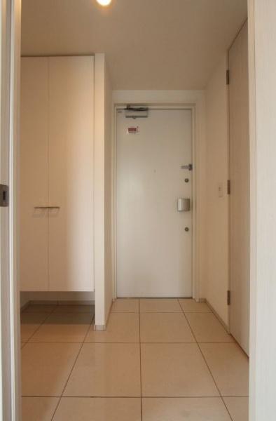 ルーエ渋谷神山町(玄関)