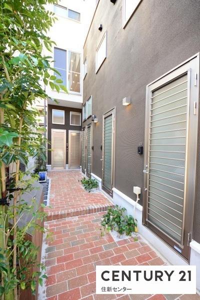 グランエッグス北沢(エントランス)