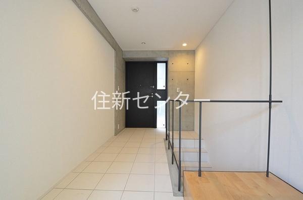 ル・トラン代々木公園(玄関)