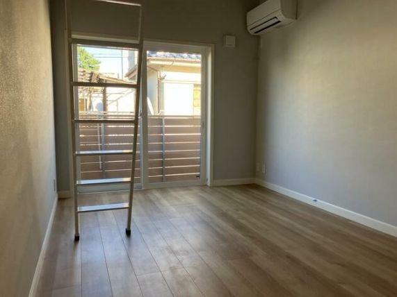 渋谷区初台２丁目のテラスハウス