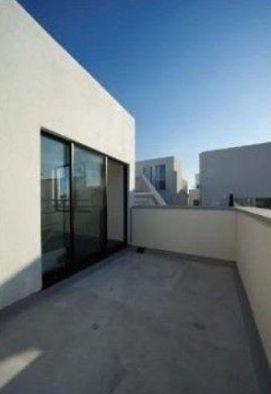 FAREウエハラコマチ