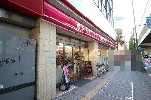 J'sコート駒沢(ナチュラルローソン上馬3丁目店)