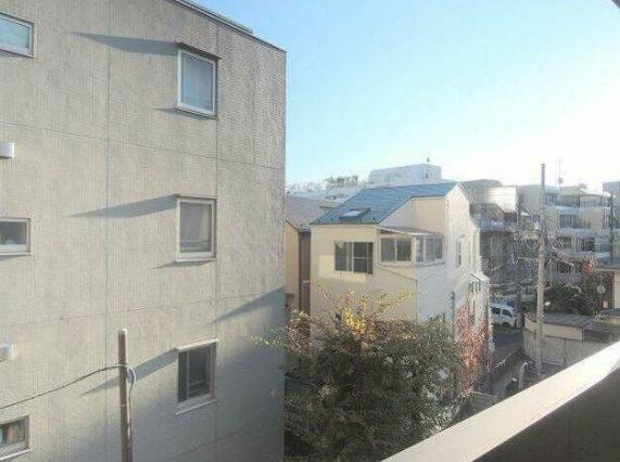 ガーデンシャガ