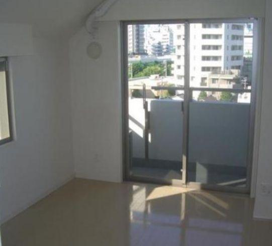 ジェイフラッツ初台