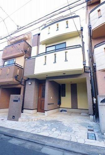 初台1丁目戸建