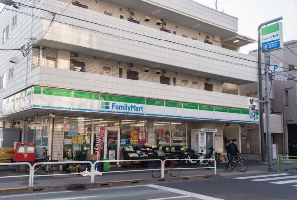 クライネシュロス(ファミリーマート桜丘三丁目店)