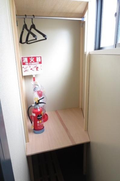 鯨岡邸