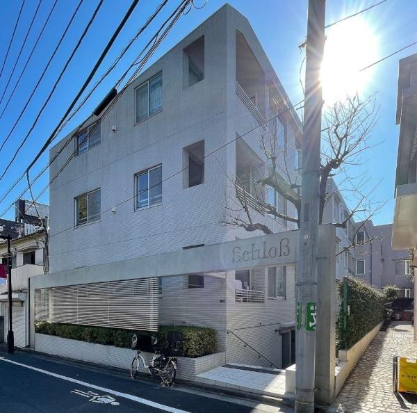 シュロス初台