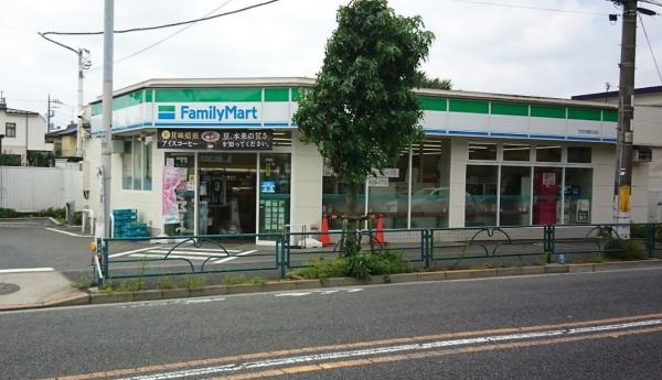 フォンターナII(ファミリーマート世田谷喜多見店)