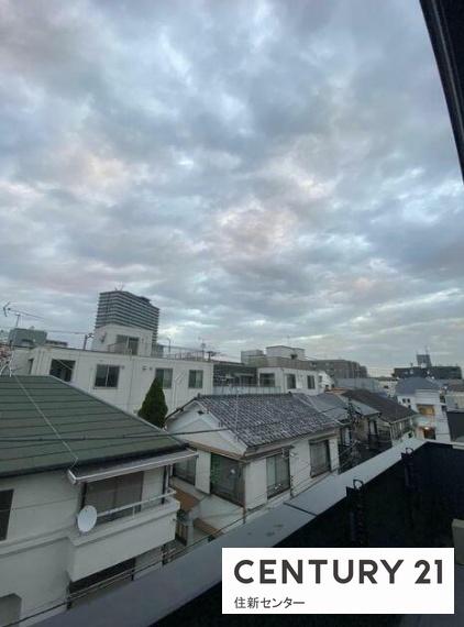 世田谷区北沢５丁目のアパート