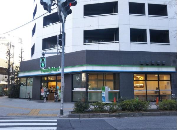 ザ・パークハビオ渋谷クロス(ファミリーマート目黒神泉町店)