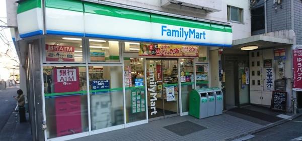 南青山ガーデンコート(ファミリーマート千駄ヶ谷二丁目店)
