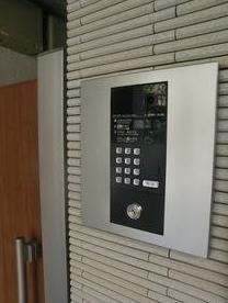 リラ下北沢