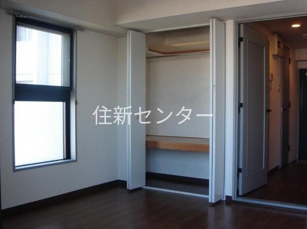 ウエストバリビル
