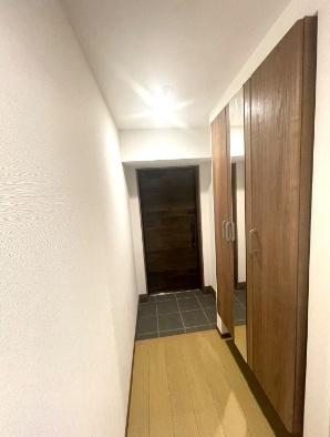 Aristashirakibaru(玄関)