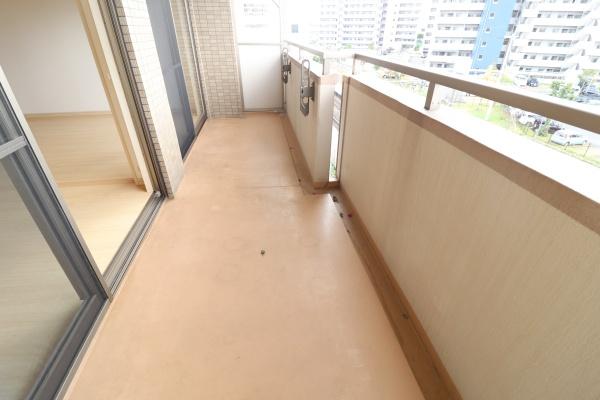 センチュリー大野城駅前