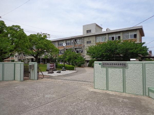 サン・セフィール(福岡県立筑紫中央高校)