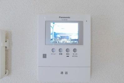 タウンハウスメイ