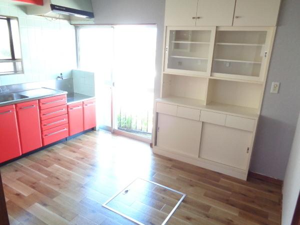 富美ケ丘町貸家