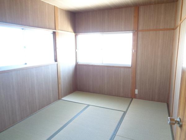 富美ケ丘町貸家