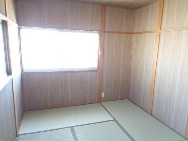 富美ケ丘町貸家