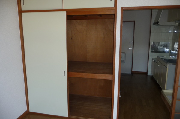 光ハイツ杉本