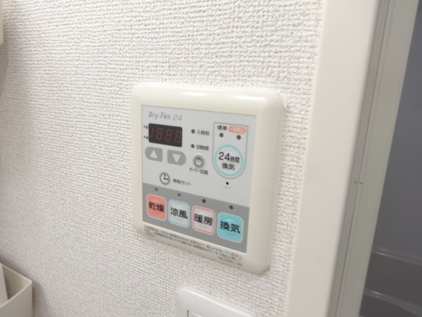 シャロルエヌ