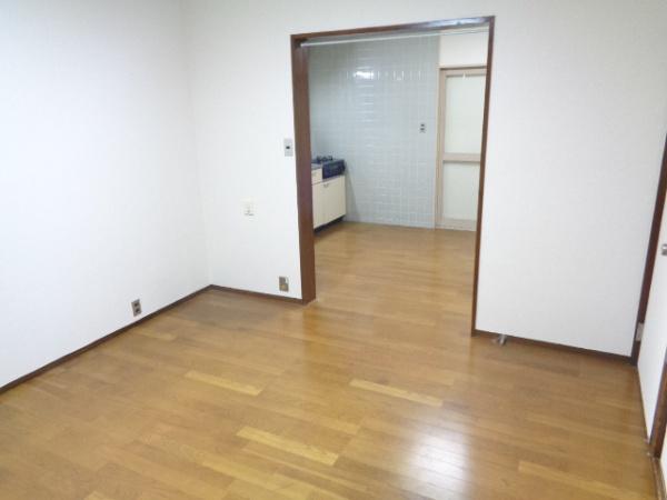 緑ヶ丘中町　貸家