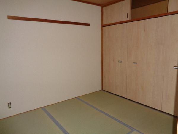 メゾンドール富田林